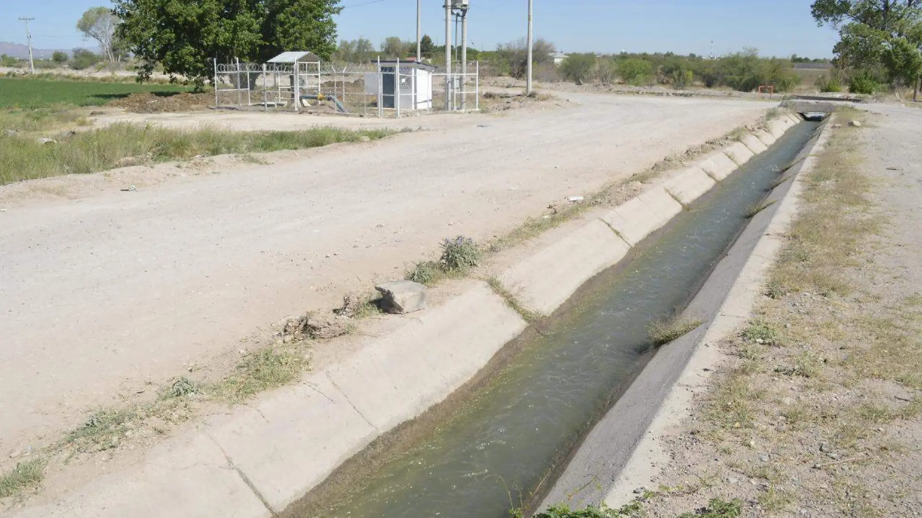 Canal de riego